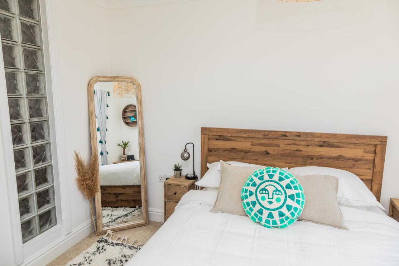 Pentire Point - Fully Equipped Eco Escape Apartment ครานท็อค ภายนอก รูปภาพ